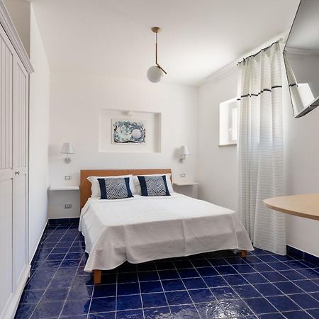 ポリニャーノ・ア・マーレ Don Leonardo - Pool And Wellness Bed & Breakfast エクステリア 写真