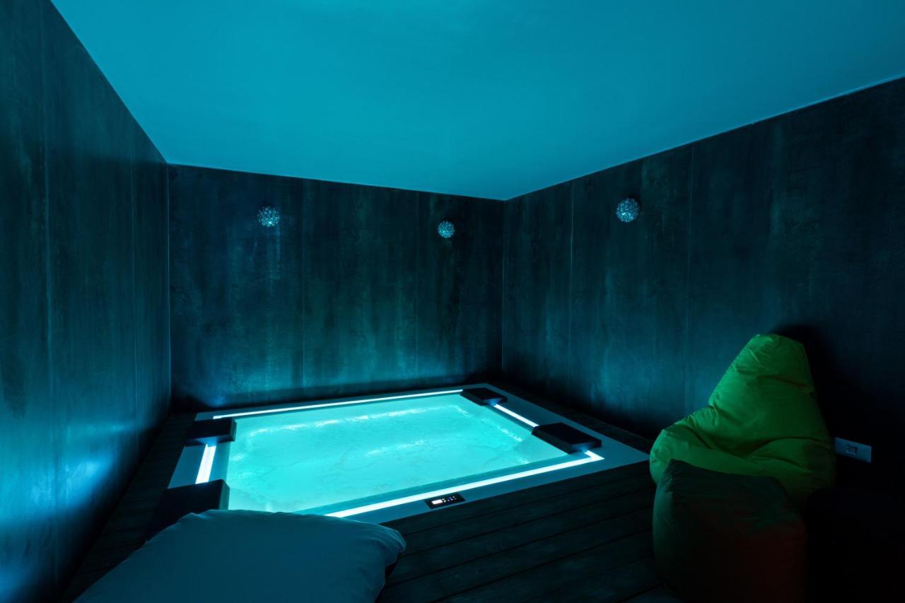 ポリニャーノ・ア・マーレ Don Leonardo - Pool And Wellness Bed & Breakfast エクステリア 写真