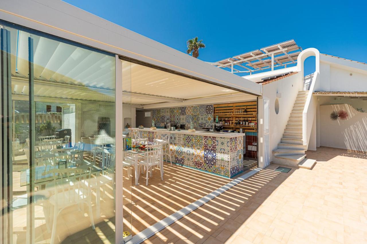 ポリニャーノ・ア・マーレ Don Leonardo - Pool And Wellness Bed & Breakfast エクステリア 写真